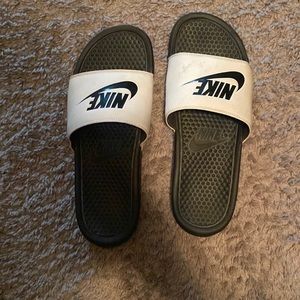 Nike slippers